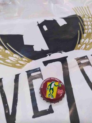 IMG_20251031_175732689_11zon CHAPA GRANATE CERVEZA HOPPIN' FROG